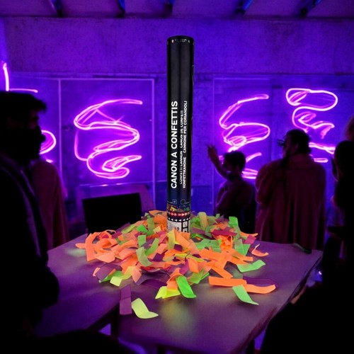 Canon à confettis 40 cm papier FLUO Ininflammable thumbnail 4