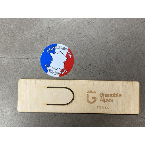 Marque-page en bois Made in France personnalisé