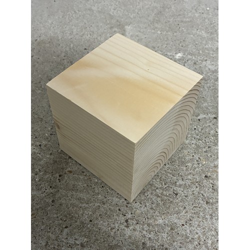 Cube en Epicéa Made in France 🇫🇷 - 3