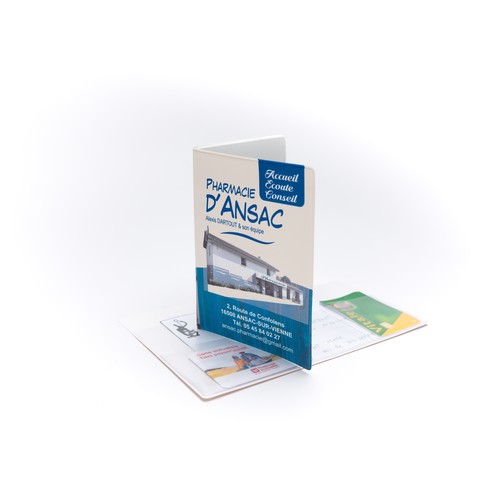 PORTE-ORDONNANCES 3 POCHES
100 % personnalisé PVC Souple - 2