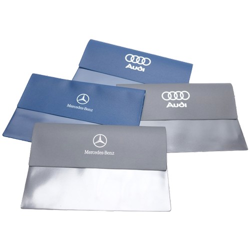 POCHETTE LOCATION DE VÉHICULE - 100 % PERSONNALISEE - ÉCO-CONÇUE
Grande contenance
Option bouton pression - 2