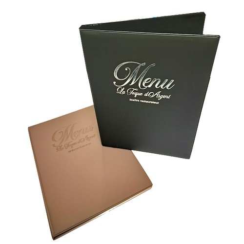 PORTE-MENU 2 VOLETS
Matière Gomme Soft PVC
avec cordelette. 
Élégant et résistant ! - 2