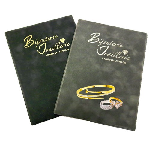 POCHETTE BIJOUTERIE "2 en 1"
Tapis velours de présentation de bijoux.
+ Registre documents - 1