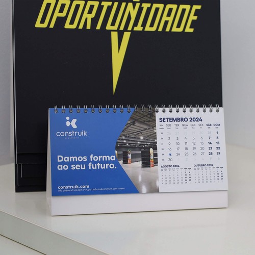 grand calendrier de bureau en spirale avec 13 feuilles de qu