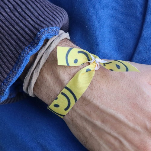 MUÑEQUERA TIPO BONFIM EN RPET PERSONALIZABLE