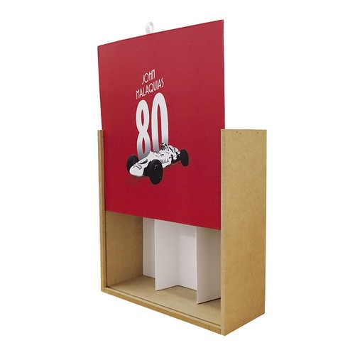COFFRET EN BOIS PERSONNALISÉ POUR 3 BOUTEILLES DE VIN thumbnail 4