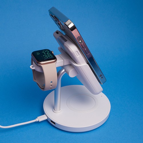 STATION DE RECHARGE INDUCTION 4-EN-1 15W : IPHONE + AIRPODS + WATCH + BATTERIE DE SECOURS - 12
