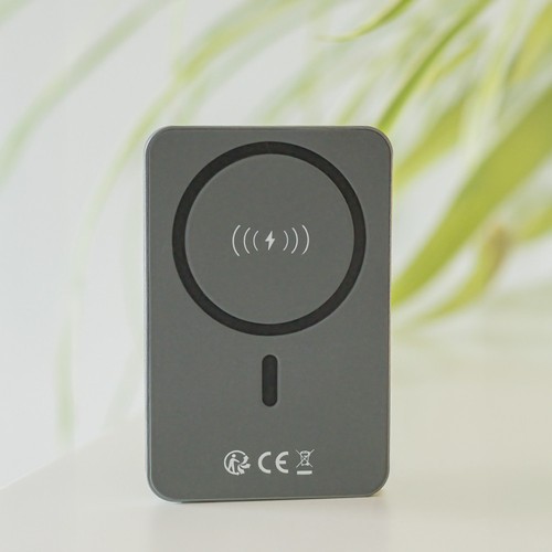 BATTERIE DE SECOURS 5.000 MAH MAGSAFE INDUCTION AFFICHAGE DIGITAL - 8