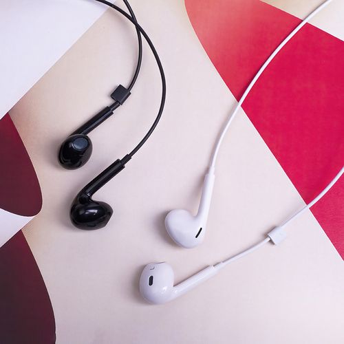 KIT PIETON ECOUTEURS USB-C + TELECOMMANDE + MICRO - BLANC - MAXLIFE - 9